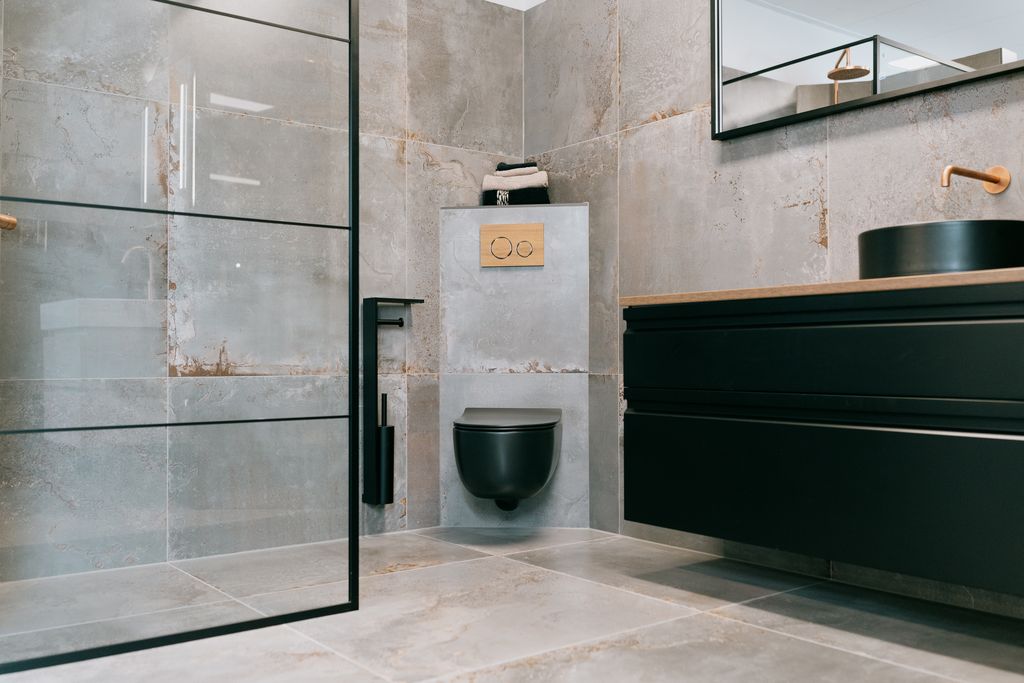 Een badkamer laten plaatsen in Meppel