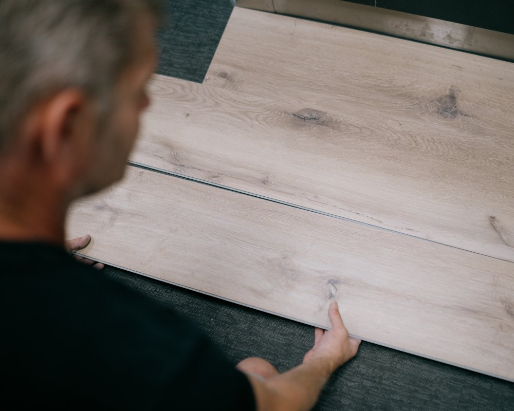 Een PVC vloer inclusief leggen in Meppel. Een PVC vloer die gelegd wordt