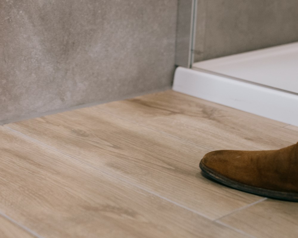 Een PVC vloer laten leggen in staphorst door de monteurs van Tegelhome