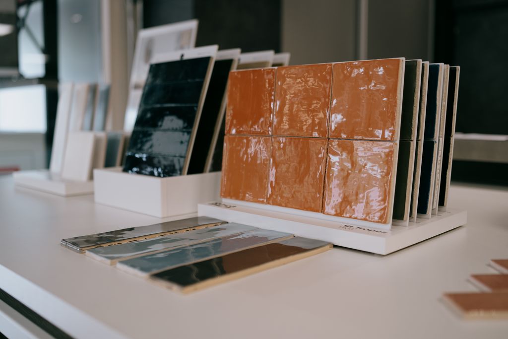 Laat uw wandtegels in Meppel plaatsen door Tegelhome & HV Wonen